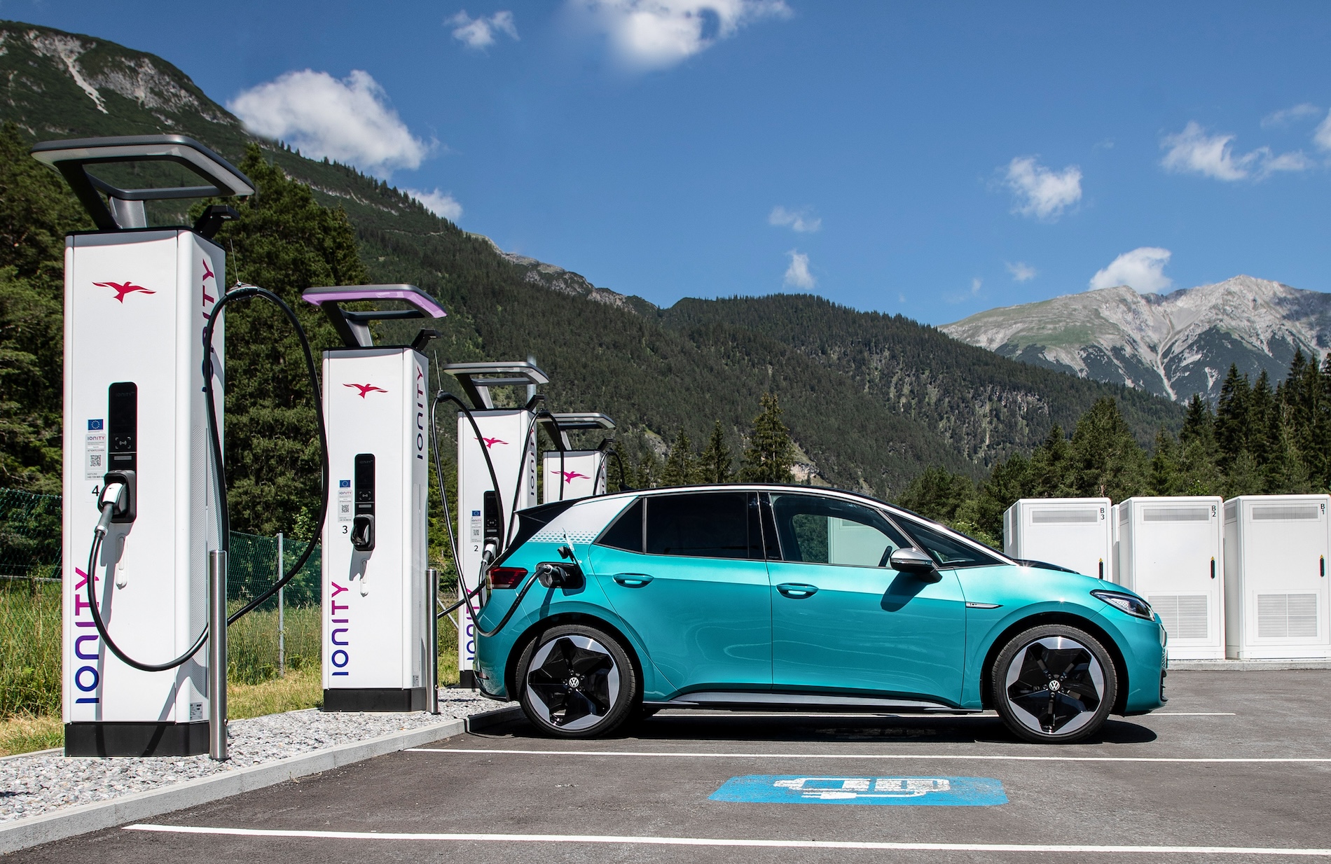 "Elli Drive Plus" – New charging tariff to kick off holiday season in Europe